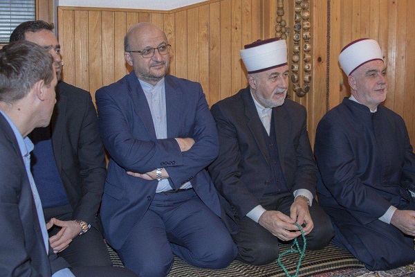 تکریم پیامبر اعظم(ص) در تکیه نقشبندیه بوسنی+عکس تکریم پیامبر اعظم(ص) در تکیه نقشبندیه بوسنی+عکس