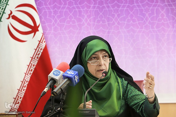 حضور زنان در مدیریت آموزش عالی باید بیشتر شود/ تخصیص 30 درصد پستهای اجرایی به زنان
