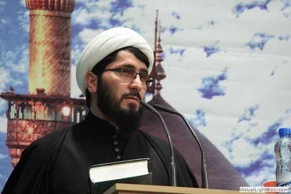 ترویج متون غربی در دانشگاهها با انقلاب فرهنگی همخوانی ندارد ترویج متون غربی در دانشگاهها با انقلاب فرهنگی همخوانی ندارد