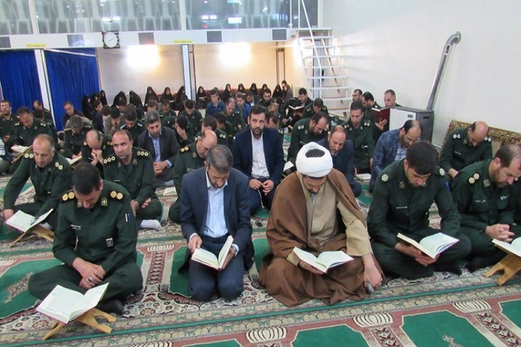 ‌محفل انس با قرآن در سراب برگزار شد+تصاویر