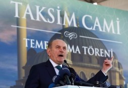 Turquie: une mosquée polémique à Istanbul