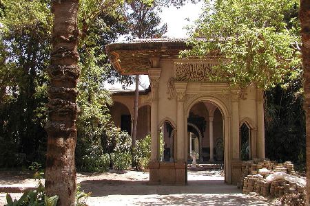 Meseum Istana dengan Sejumlah al-Quran Tulisan Tangan di Kairo Meseum Istana dengan Sejumlah al-Quran Tulisan Tangan di Kairo