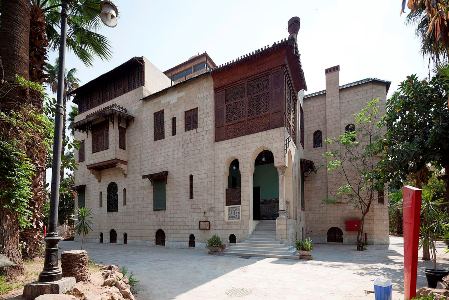 Meseum Istana dengan Sejumlah al-Quran Tulisan Tangan di Kairo Meseum Istana dengan Sejumlah al-Quran Tulisan Tangan di Kairo