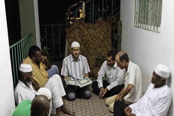 Peran Kashmir dalam Menyebarkan Islam dan Kalam Wahyu Ilahi di Kuba