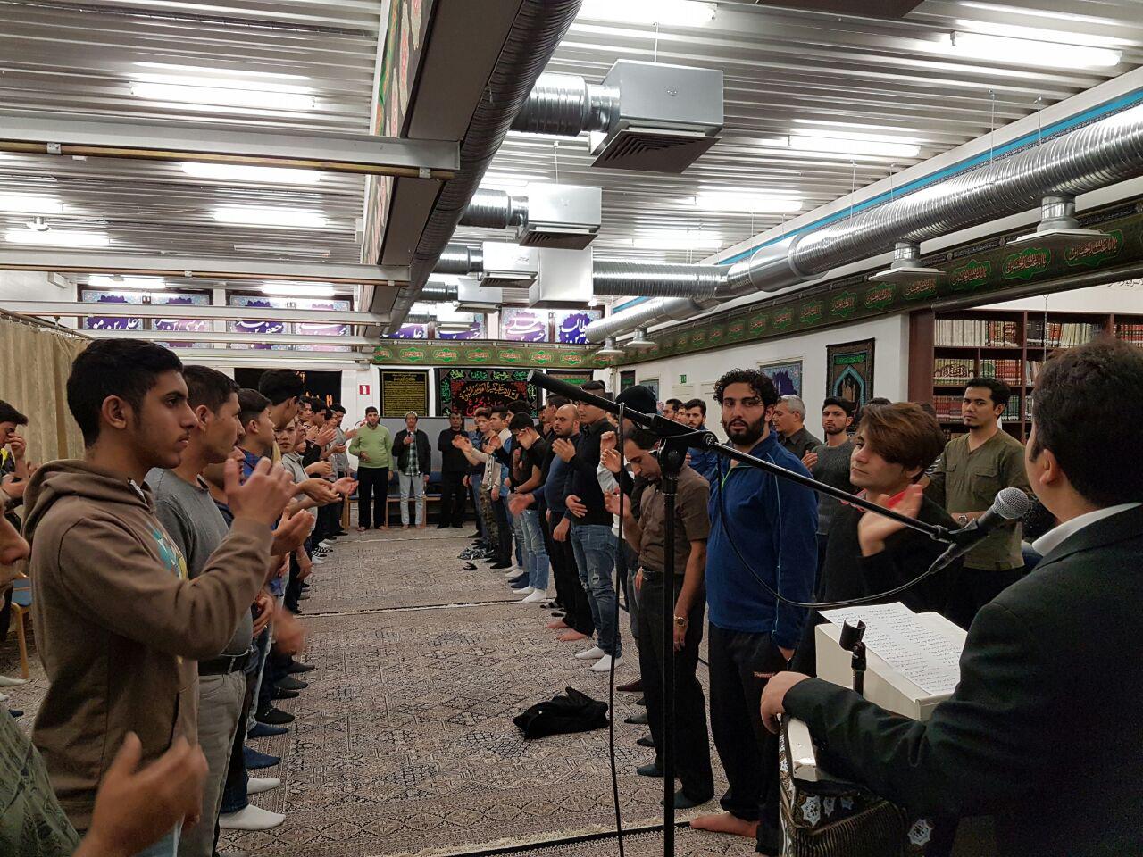 Raccolta di immagini dell' Arbaeen in diversi paesi Raccolta di immagini dell' Arbaeen in diversi paesi
