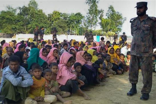 Myanmar:oltre 50 mila musulmani fuggono da persecuzioni Myanmar:oltre 50 mila musulmani fuggono da persecuzioni