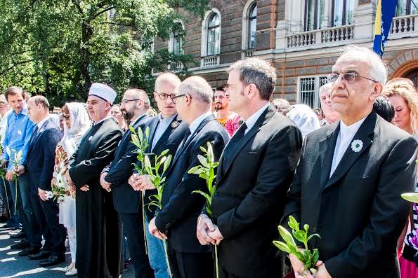 Bosnia:l’ultimo saluto ai martiri di Srebrenica