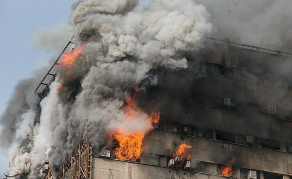 L’incendio al grattacielo Plasco di Tehran L’incendio al grattacielo Plasco di Tehran
