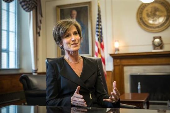 Donald Trump licenzia il Ministro della Giustizia che non difende decreto immigrazione Donald Trump licenzia il Ministro della Giustizia che non difende decreto immigrazione