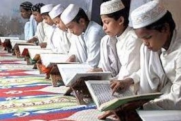 د پاکستان تعلیمي نصاب د اسلامی تعلیماتو پر بنسټ وې