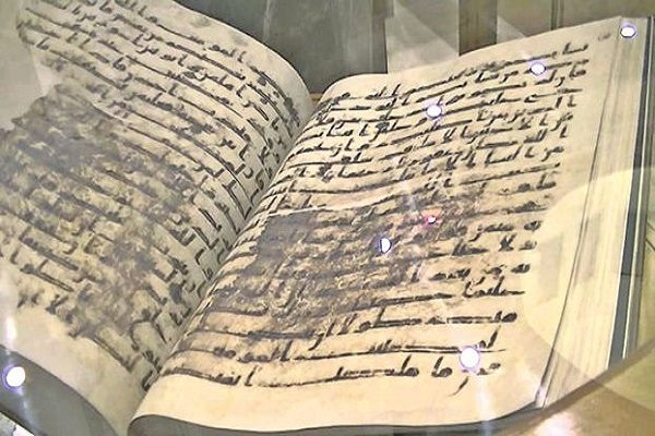 Nakala nadra za kale za Qur'ani Tukufu katika Msikiti wa Sayyida Zainab mjini Cairo+PICHA