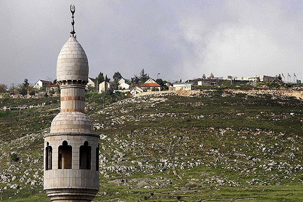 İsrail'den Filistin köyüne ezan yasağı