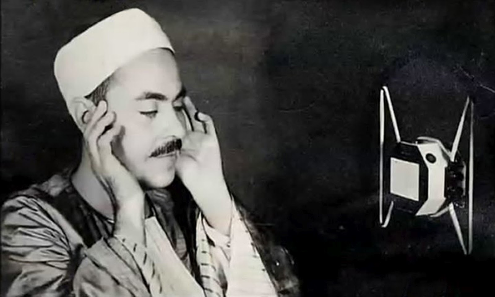 Kıraat şeyleri Mısır Kur'an radyosunun dinleyicisini artırdı  + fotoğraf
