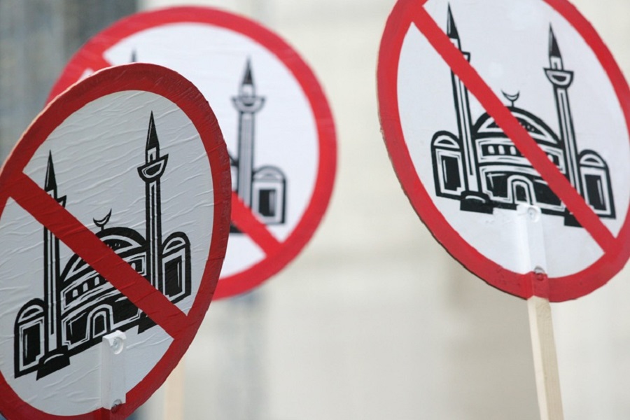 İslamofobi Hollanda'da yükselişe geçti