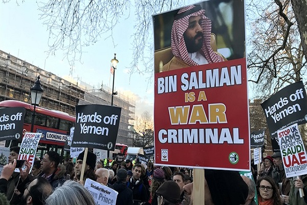 Veliaht Prens protestolarla karşılandı Veliaht Prens protestolarla karşılandı