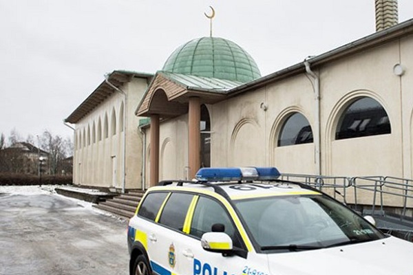 İsveç'te camileri hedef alan saldırılar 10 kat arttı