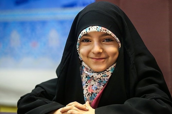 Iran’s 9-year-Old Leaves for UAE to Attend Int’l Quran Contest for Women