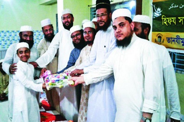 Bangladeshi Boy Memorizes Quran in 86 Days