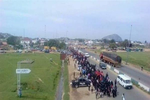 Nigeria Shia Mourners Martyred by Security Forces ahead of Arbaeen