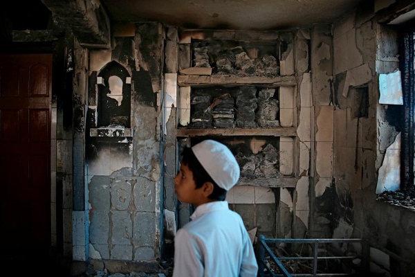 Senior Iranian Cleric Denounces Massacre of Muslims in India