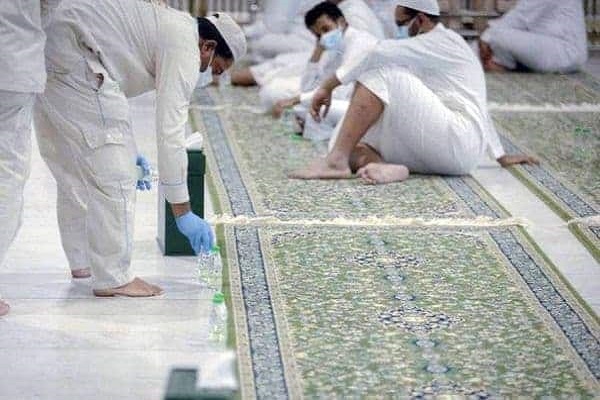 Zamzam water distribution at Grand Mosque 
