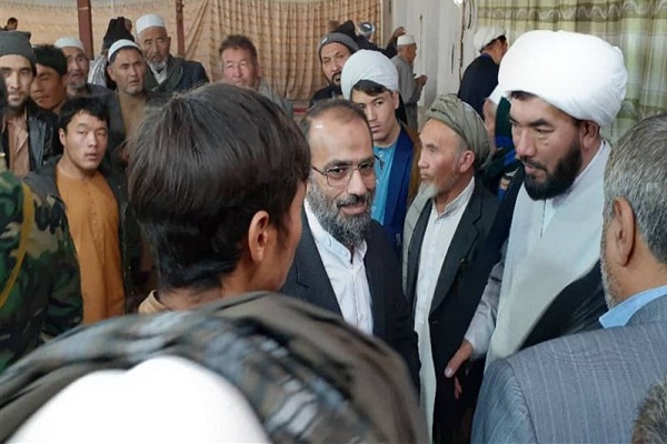 Iranian official at Kabul Friday prayers