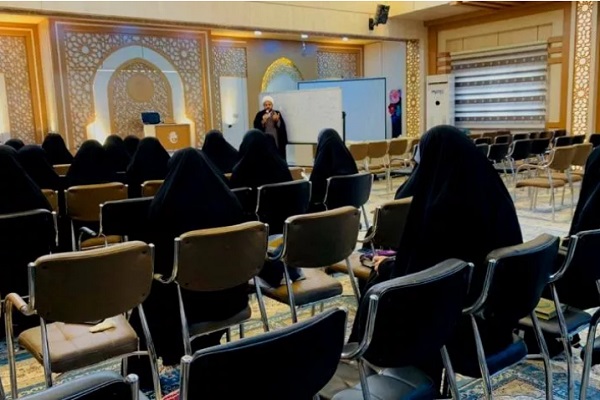 Quranic Course for Women in Iraq