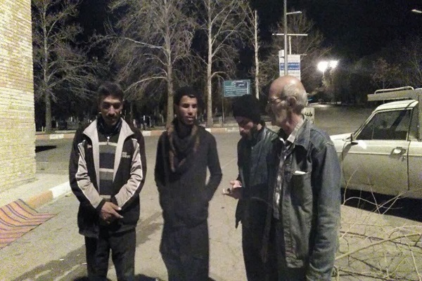 Iraqi pilgrims going to Mashhad on foot