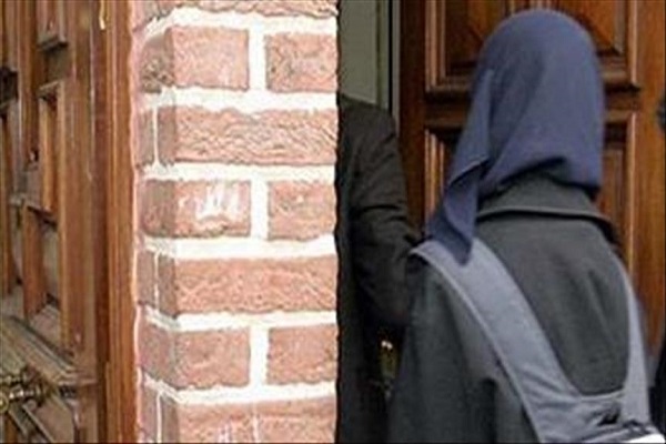 French Muslim woman