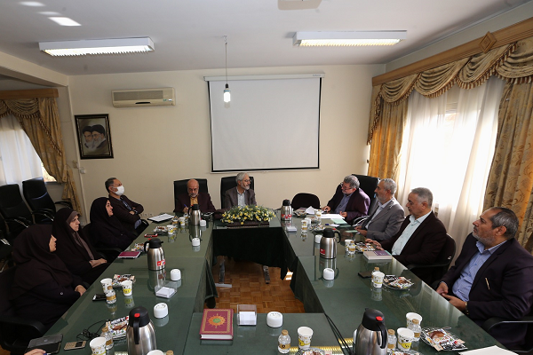 program held at the Islamic Culture and Relations Organization in Tehran to introduce the book “Religions at Man’s Service” by Imam Musa Sadr