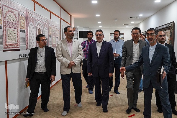Iran, Malaysia Sign MoU on Cooperation, Discuss Publication of Mushaf for Persian Speakers