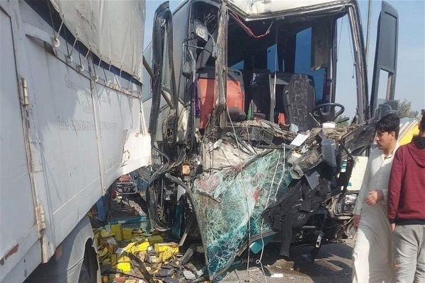 Iranian Pilgrims Injured in Bus Crash in Iraq