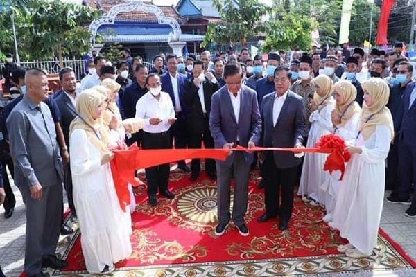 Inauguration of new mosque in Cambodia