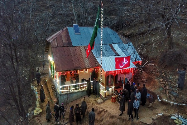 Celebrations in Kashmir on Imam Ali (AS) birthday 
