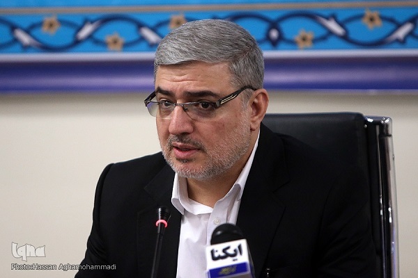 Iranian Qari Mehdi Qarasheikhlu