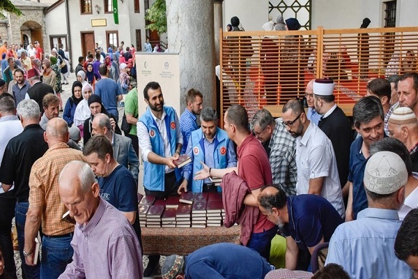 TDV to Distribute 500,000 Qurans in Turkey, 50 Other Countries 