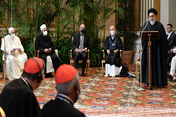 Ayatollah Seyed Mostafa Mohaghegh Damad addresses a gathering in the Vatican in October  2021