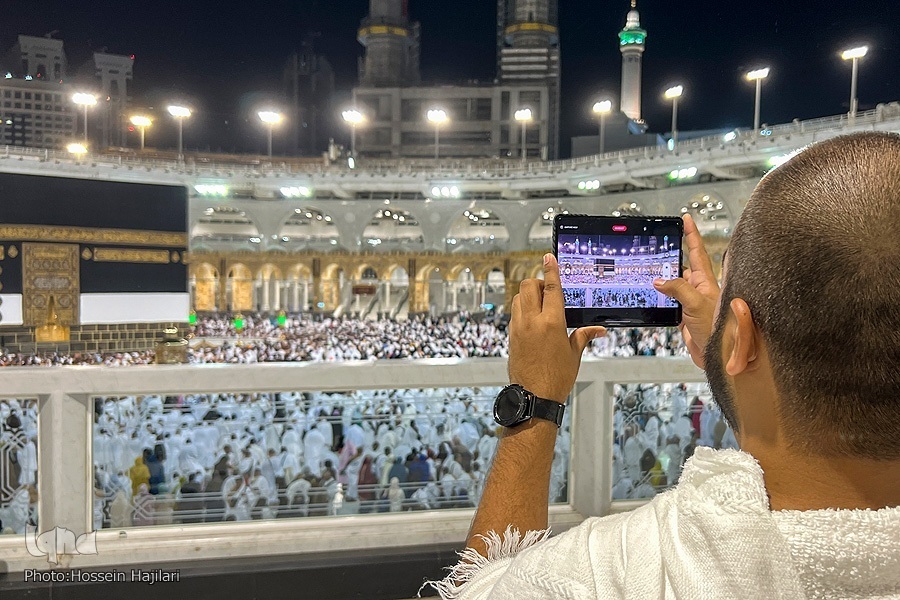 Hajj Pilgrims Perform Tawaf Al-Wida before Leaving Mecca