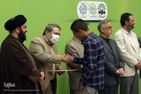 Osveh Quranic Plan Aimed at Enhancing Iranian Qaris, Memorizers’ Skills