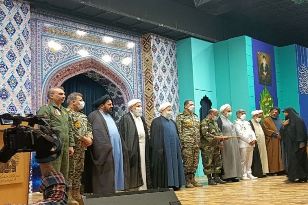 Nat’l Quran Contest for Iranian Army’s Families Wraps Up in Mashhad