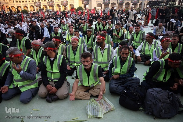 Ceremony Held in Tehran to See Off Arbaeen Pilgrims, Servants  