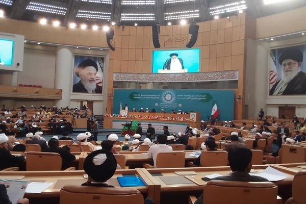 Ahl-ul-Bayt World Assembly Meeting Discusses Challenges on Path of Islamic Propagation   