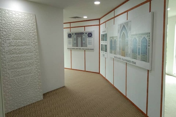 Iran’s Quranic Achievements to Be Introduced in Malaysia