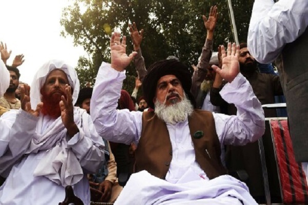 Pakistani scholars hold a gathering in Lahore