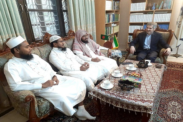 A number of Bangladeshi Quranic figures visit Iranian Cultural Center in Dhaka