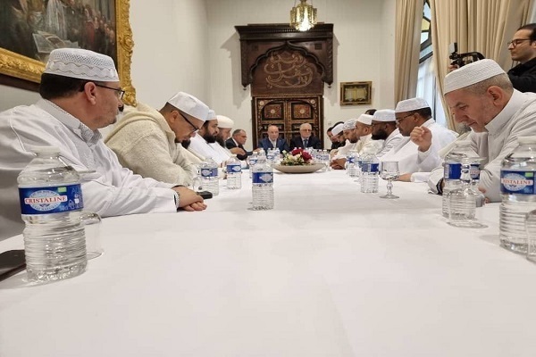 Algeria Voices Concern over Growing Islamophobia in France  