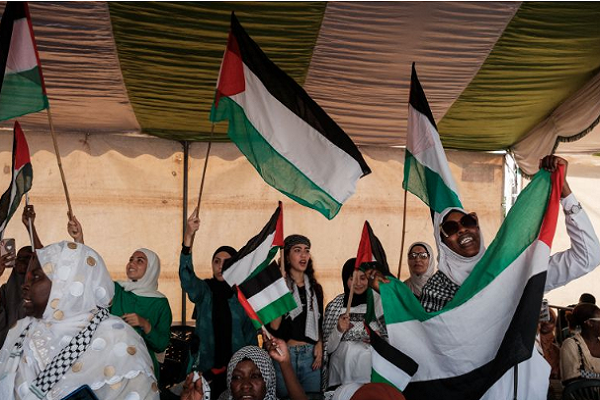 Worldwide Desaturations Call for End to Atrocities in Gaza