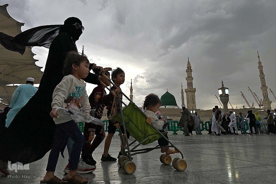 Saudi Arabia: Licenses of 10 Umrah Firms Revoked Due to Repeated Failures