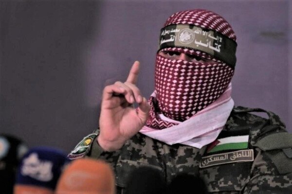 A member of the Izz ad-Din al-Qassam Brigades