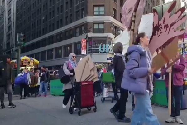 New York Demonstrators Keep Demanding Gaza Ceasefire   